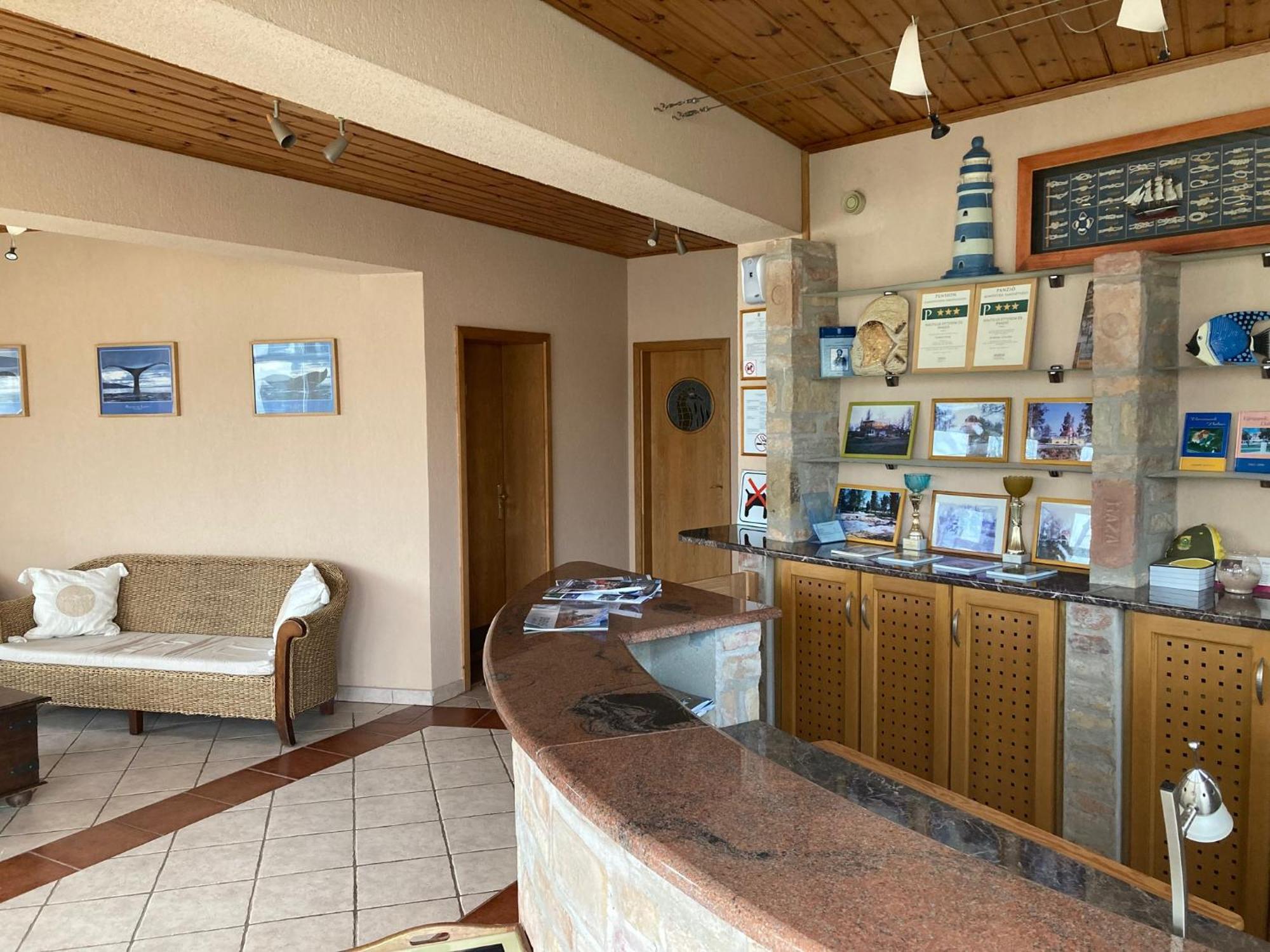 Nautilus Etterem Es Panzio Hotel Dabas Exterior foto