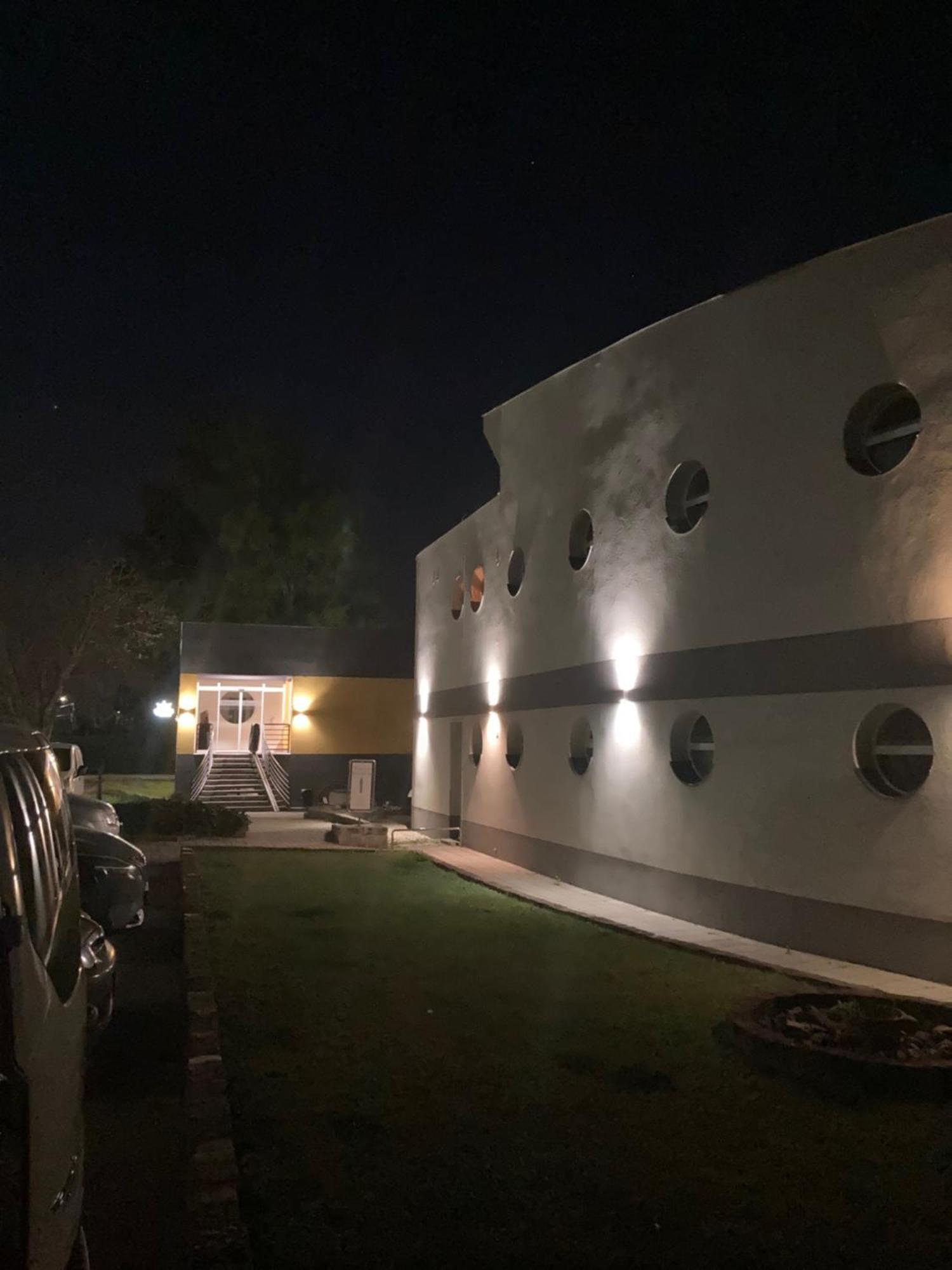 Nautilus Etterem Es Panzio Hotel Dabas Exterior foto
